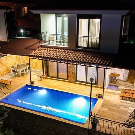Βίλα Luxury Meri With Pool And Jakuzi In