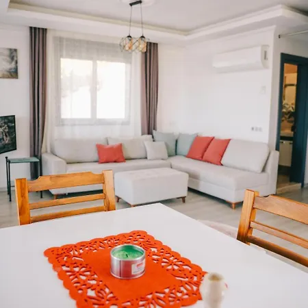 Luxury Meri With Pool And Jakuzi In Kaş