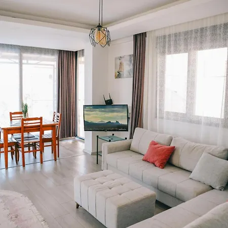 Luxury Meri With Pool And Jakuzi In Kaş